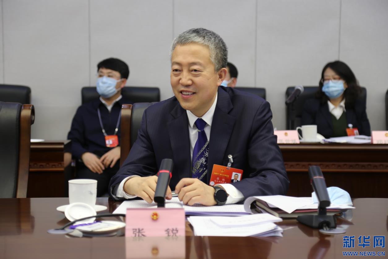 张锐代表:包头全力以赴抓大项目上好项目