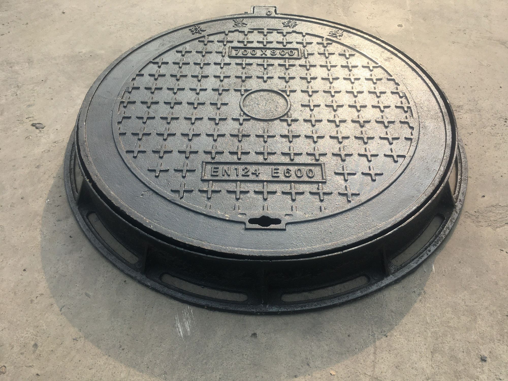 球墨铸铁井盖如何进行位置设置呢