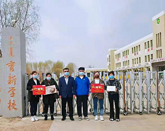 "双减"进行时|看科尔沁区育新学校:落实"双减"显成效 家校共育助成长
