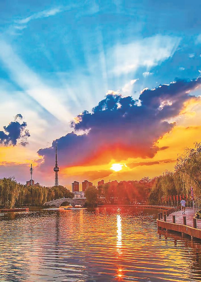 台风"烟花"近了 夏日晴空"余额不足"
