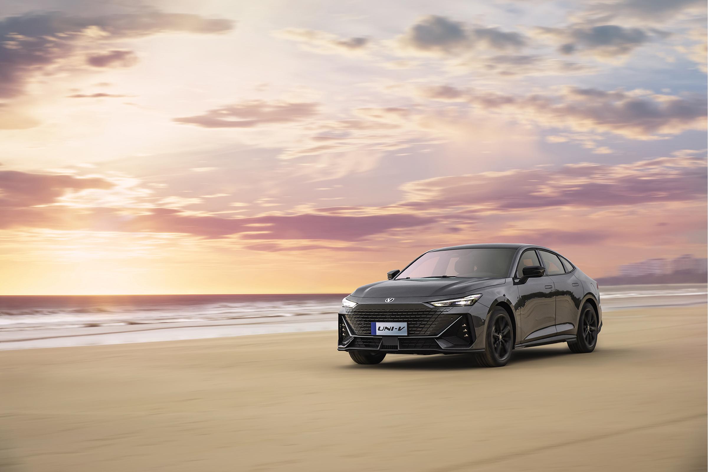 长安uni-v正式上市,指导价10.89-13.19万,4款配置车型如何选?