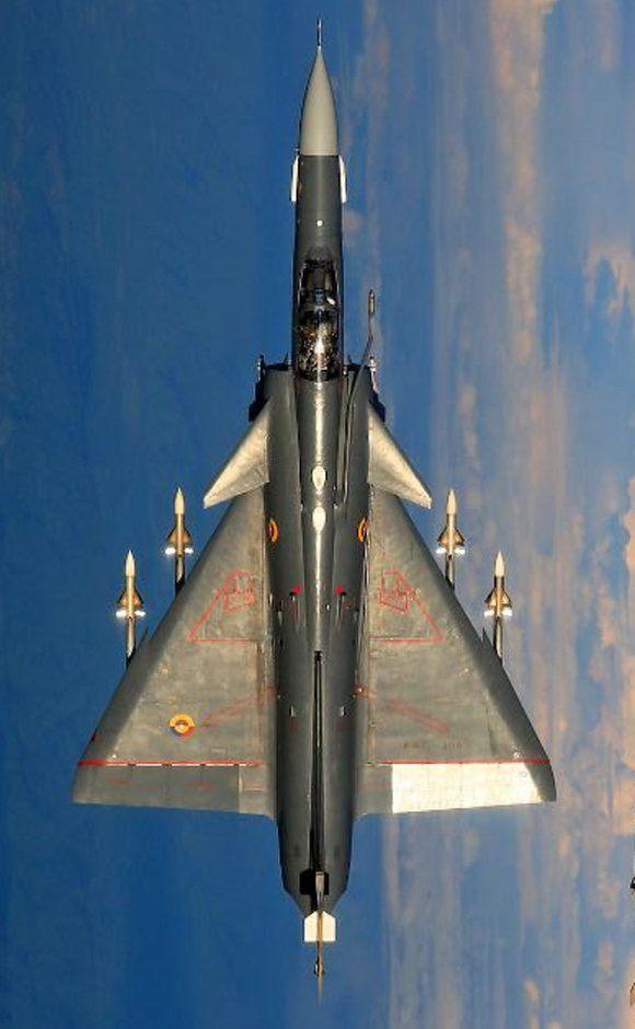 歼10抄袭以色列?生不逢时被美国毁掉的狮式战斗机,独立太重要