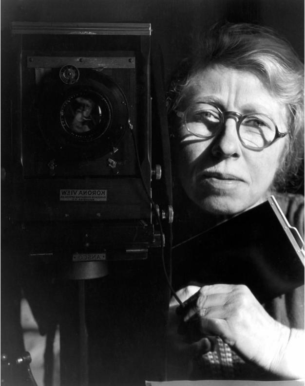 《著名女摄影师》:伊莫金·坎宁安,美国