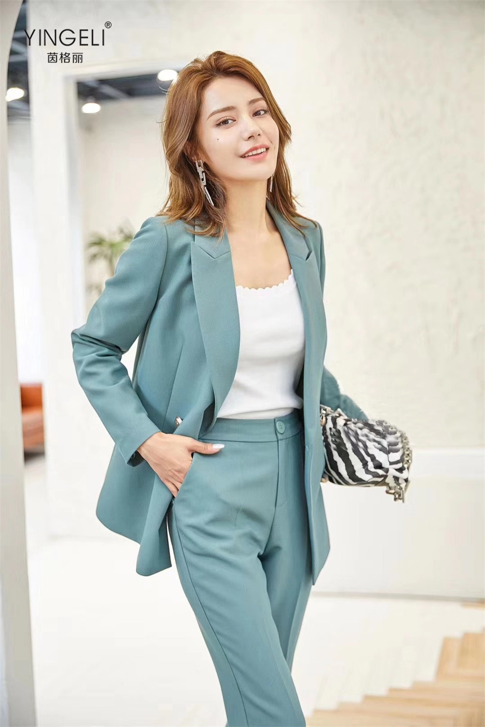 茵格丽女装迎合女性着装需求 时刻把握市场潮流脉搏