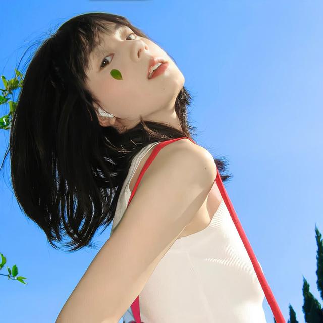 炎炎夏日限定微信女生头像