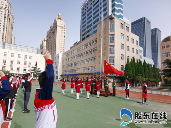 烟台五中开展"珍惜盘中餐 粒粒助健康" 教育