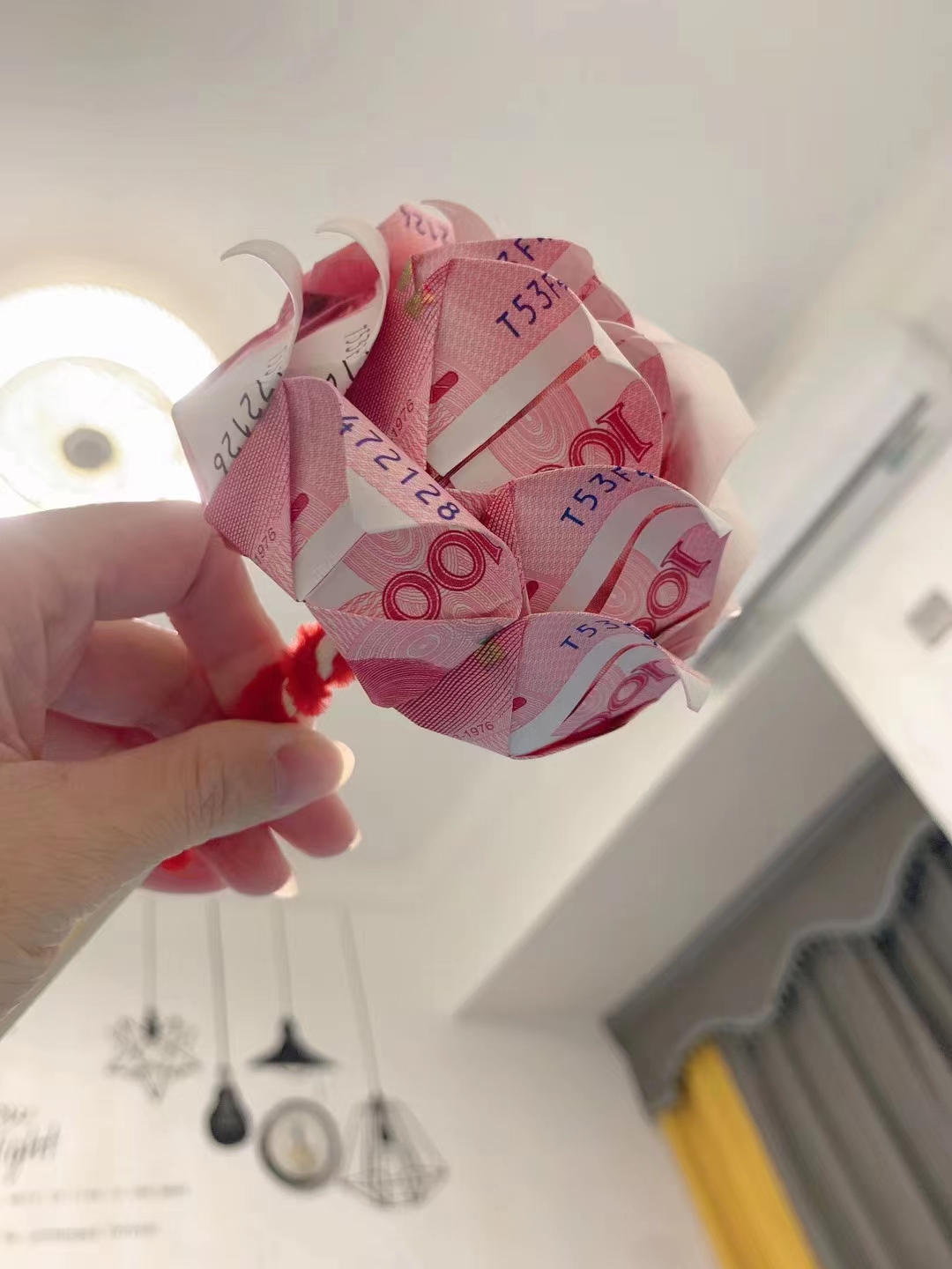 西方情人节的第二天
