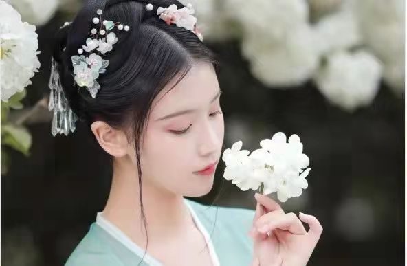 花折枝谢景晟《侯爷不好撩》花折枝谢景晟/花折枝谢景晟&全文阅读