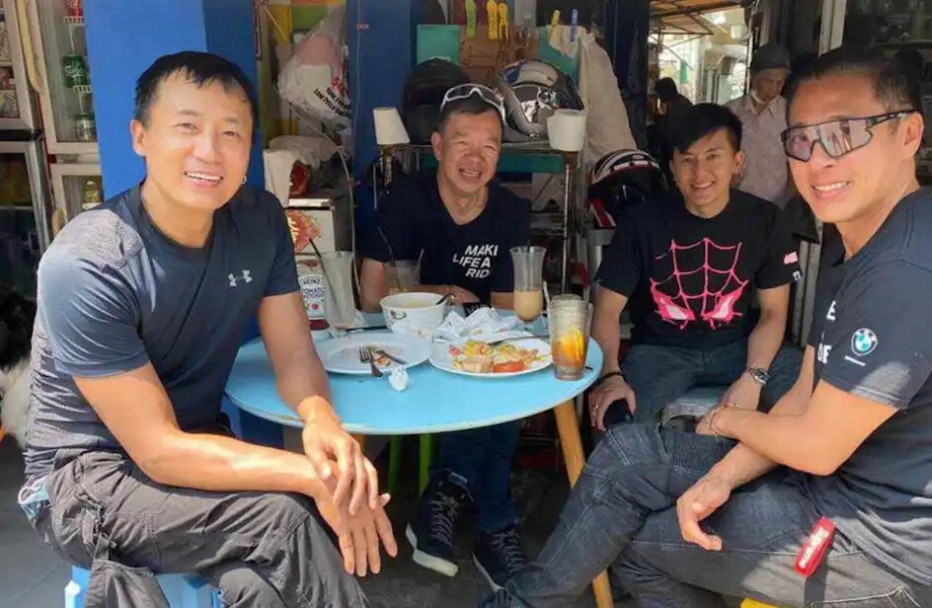 前tvb男艺人莫家尧罕见露面与好友相聚退圈继承家里生意买千万豪宅