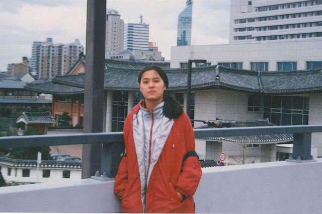 金门女"蓝委"陈玉珍拼了!低胸洋装大露事业线 同框男神蒋万安