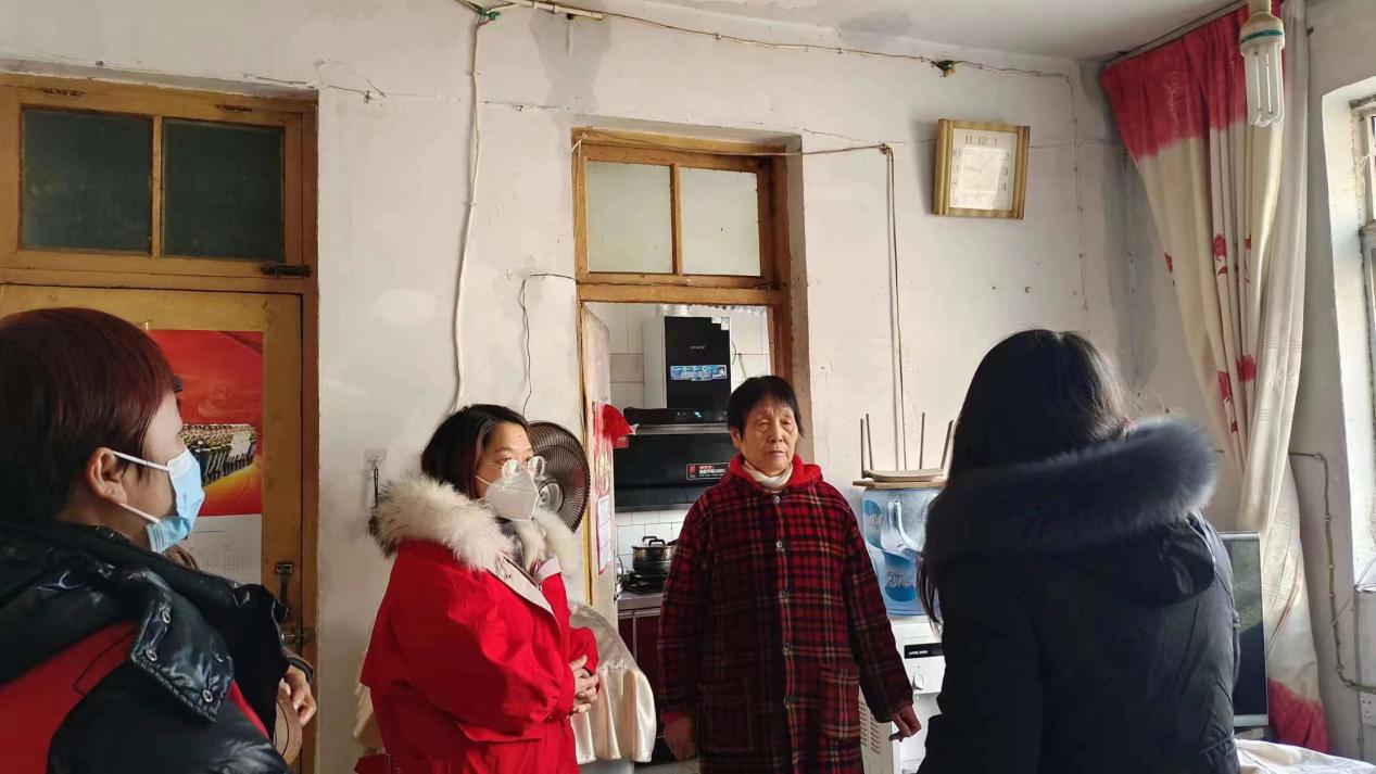 舞钢市朱兰街道:邻里纠纷矛盾起 网格调解化纠纷