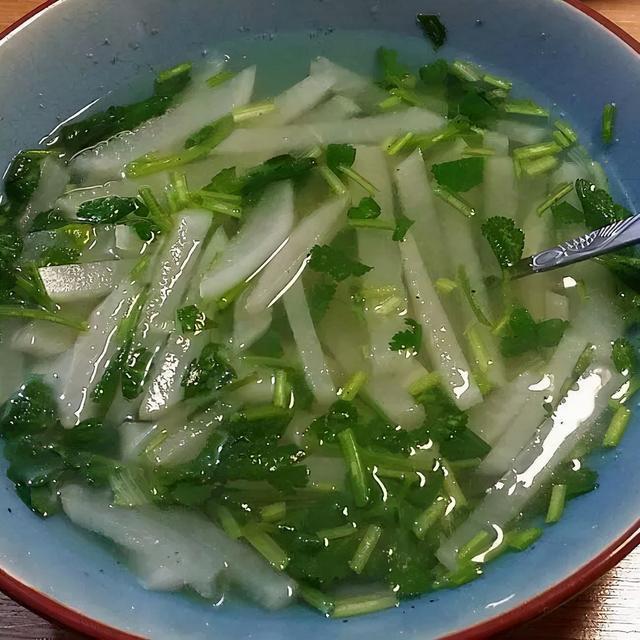 厨房里的这种菜,医圣张仲景用它做"白通汤"