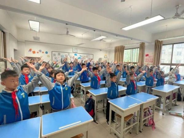 爱眼护眼 守护"视"界——宝鸡市金台区东仁堡小学开展近视防控教育