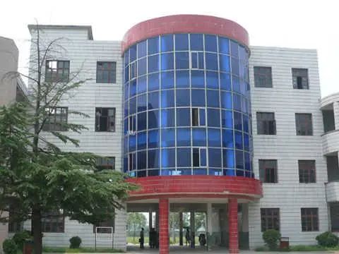 鄂州华容胡林高中,曾经的教育神话