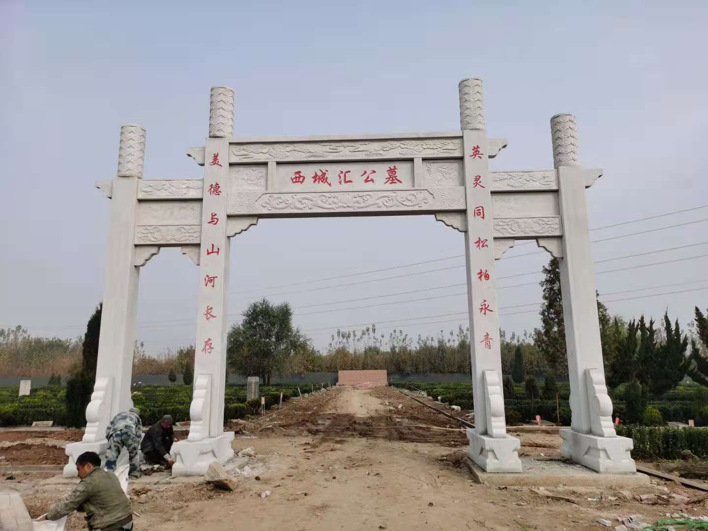 墓地牌坊设计_陵园石牌坊风格