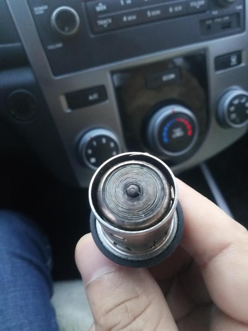 汽车点烟器坏了能换吗?