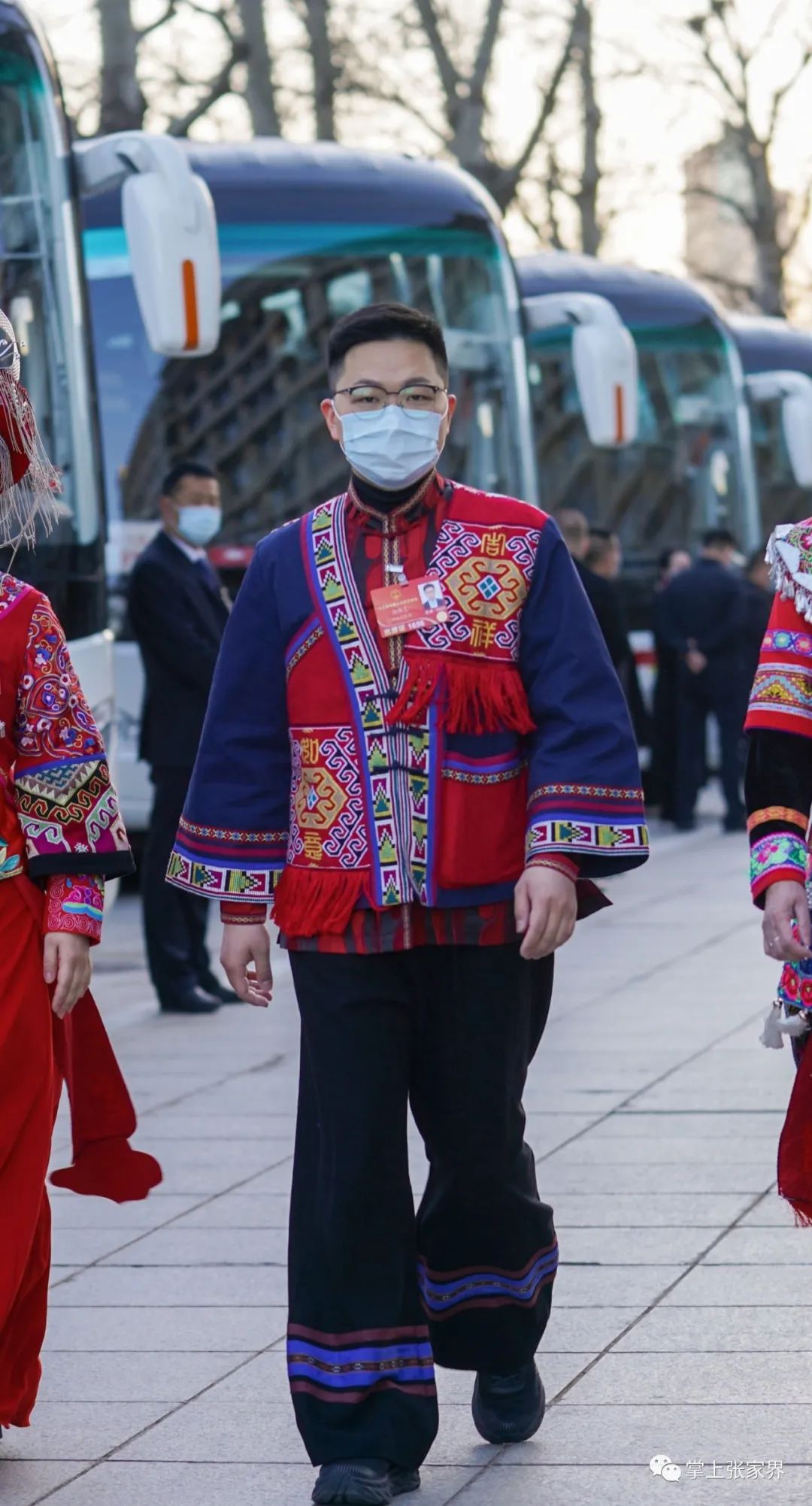 全国人大代表向伟艺为基层代言推动乡村振兴