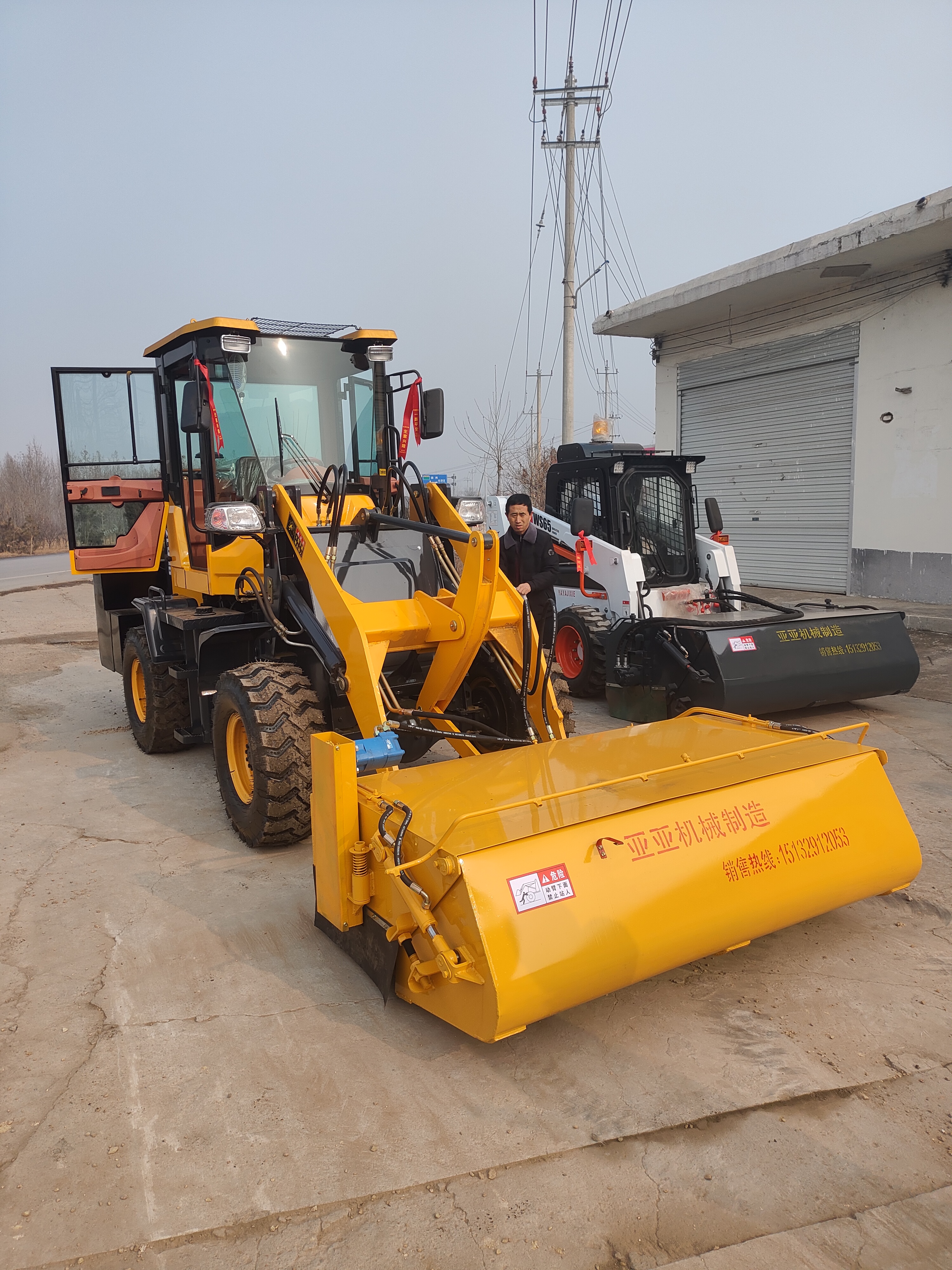 路面清扫机可以用于颗粒,粉尘清扫吗?