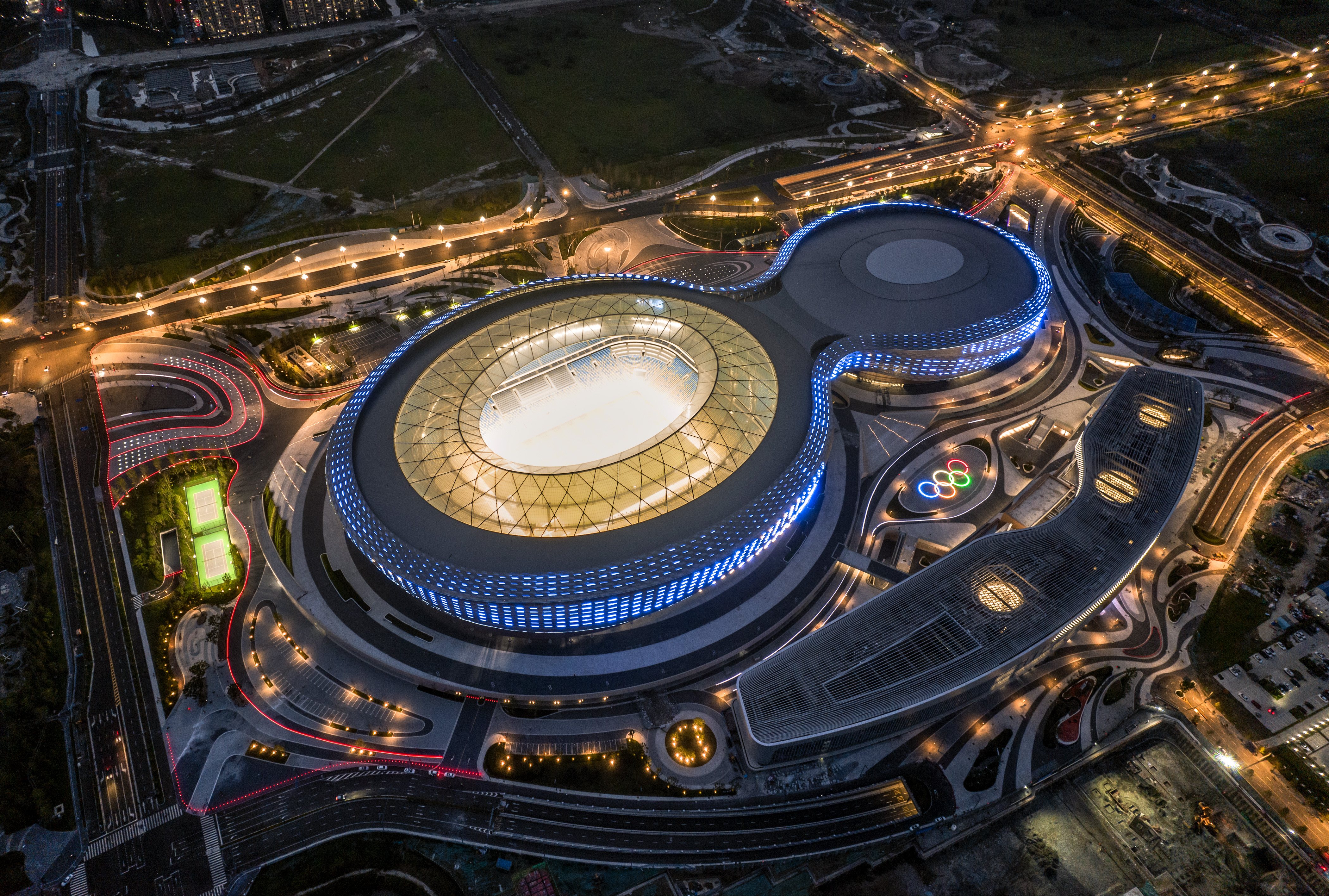 (新华全媒 )体育地标打造成都新名片