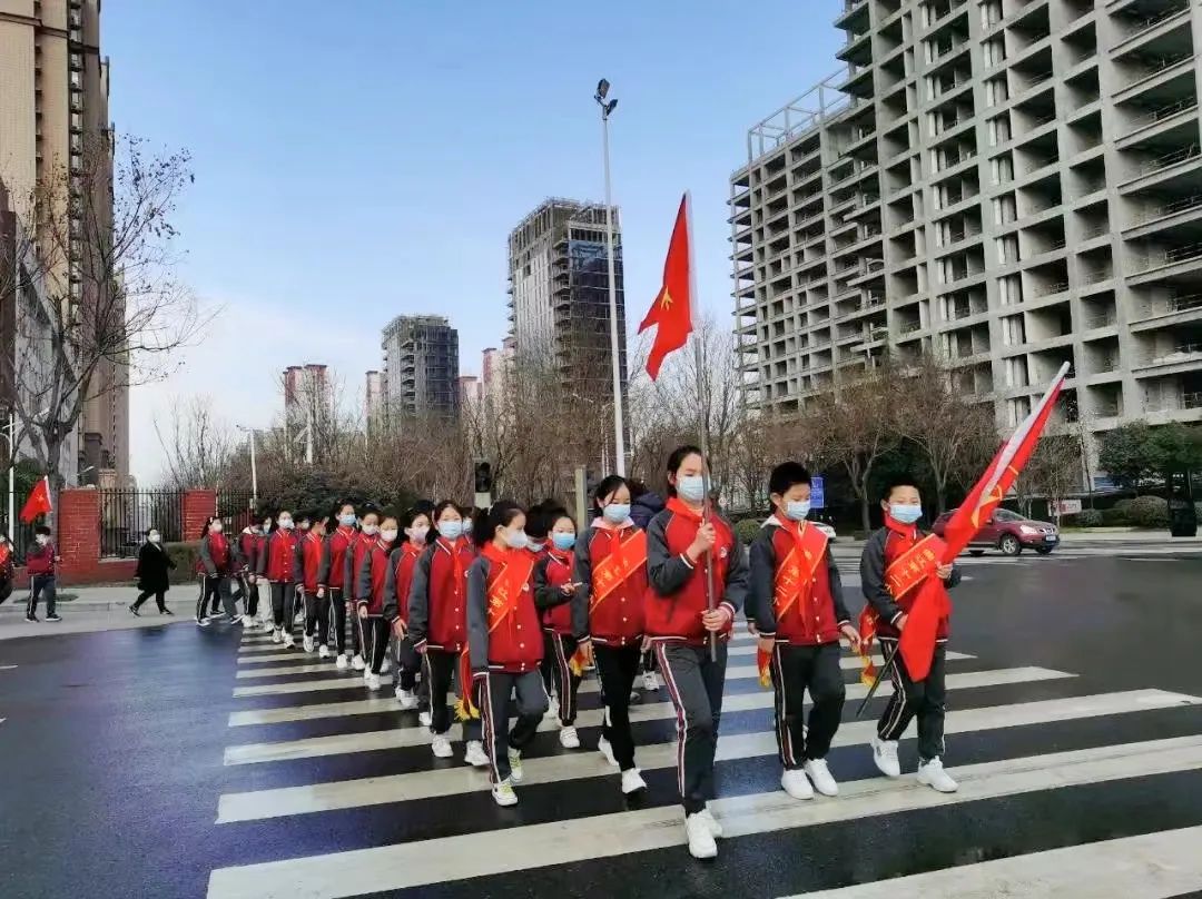 曲江第十二小学——阳光下成长,筑梦启航!