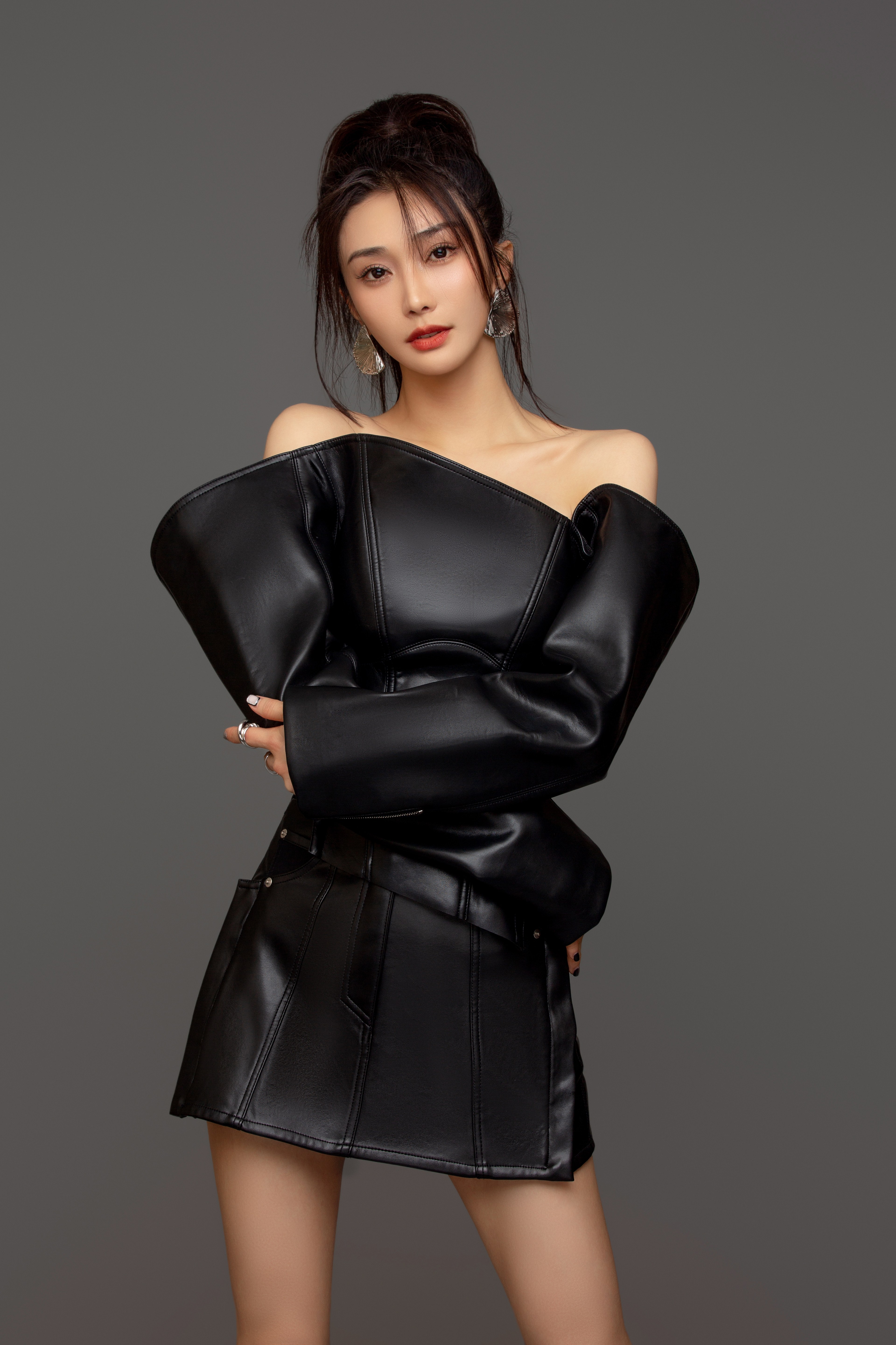 陈冰:参加《乘风2023》,意外收获和秋瓷炫的友情