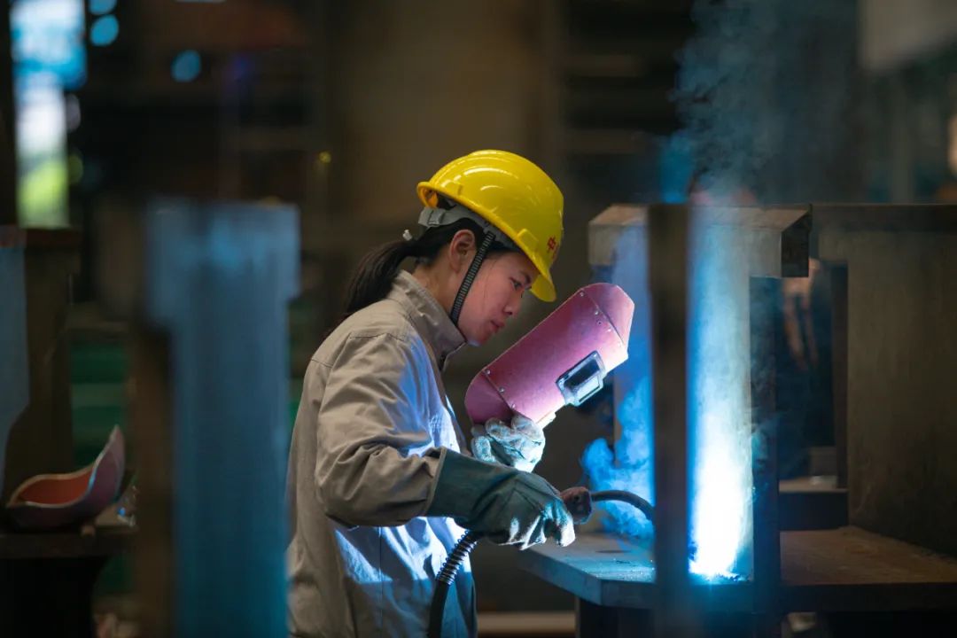 【人物专访】王中美:焊好桥梁生命线