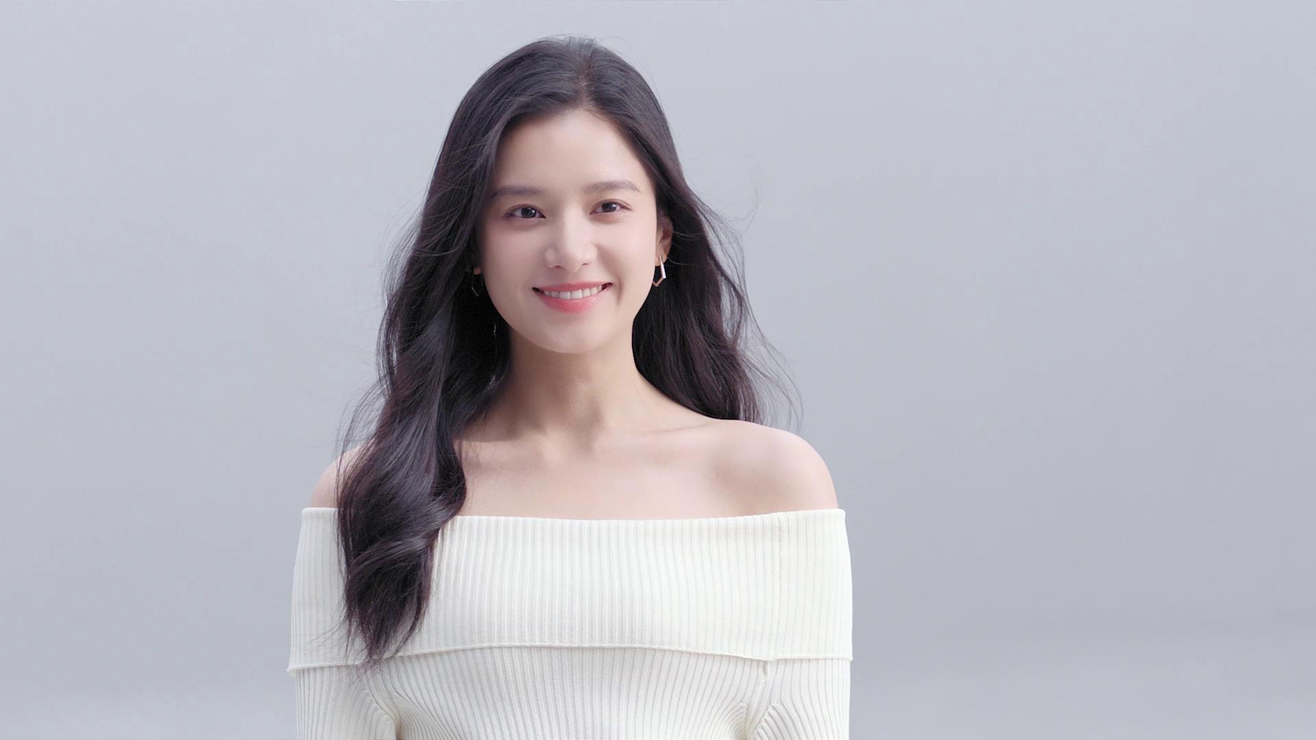 张凌赫,张婧仪情人节大片好让人心动啊!