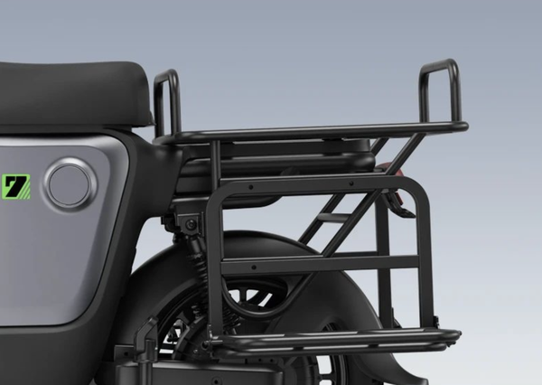 这估计是首款给"钓鱼佬"们准备的电动车吧?