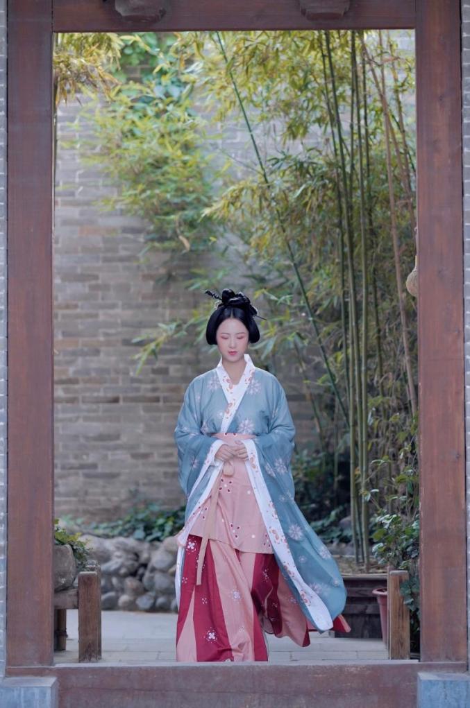 【汉服之美】汉韵华裳,世代永续 | 跨越千年的汉服衣冠美学