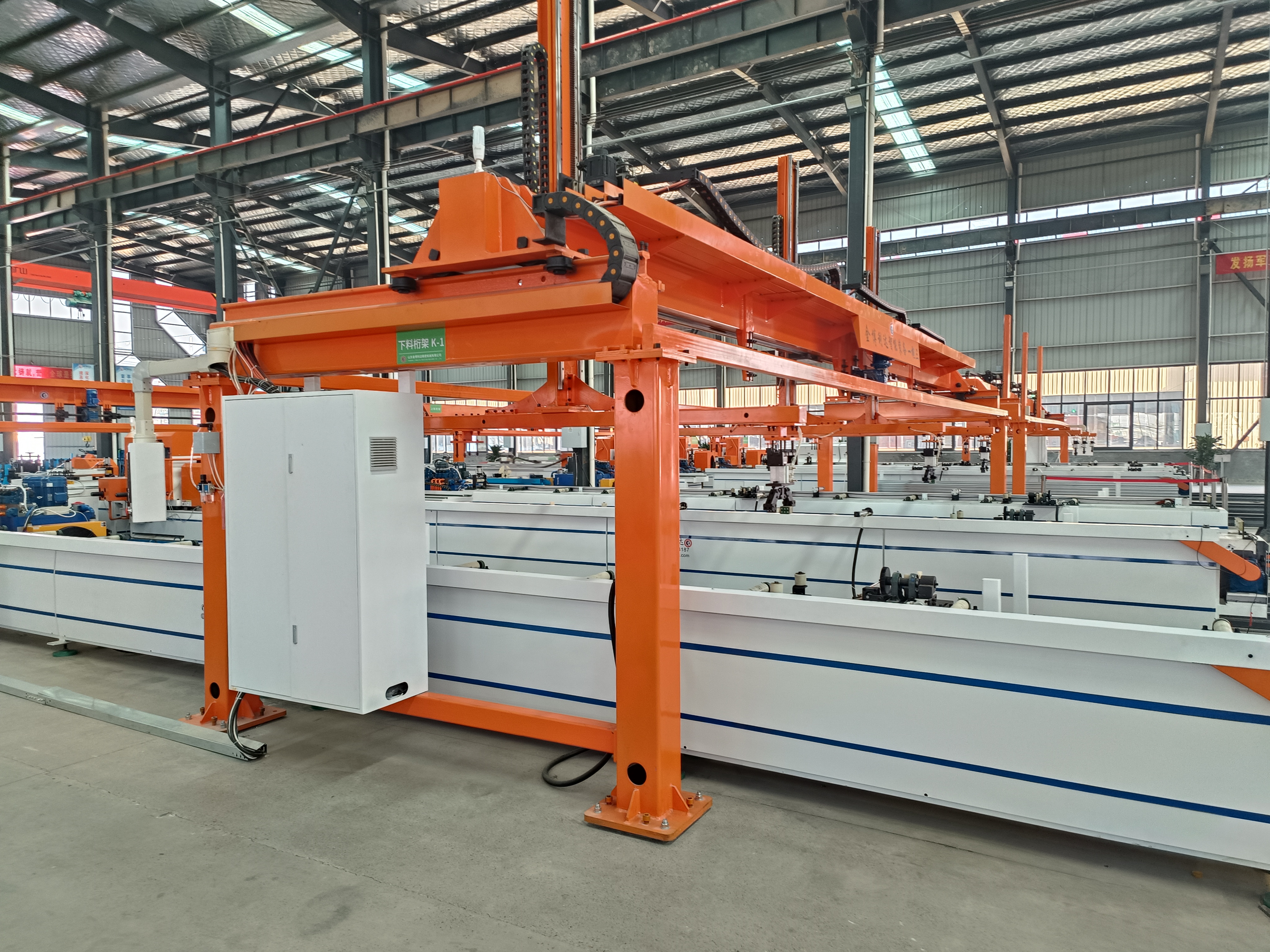 彩钢光伏支架设备