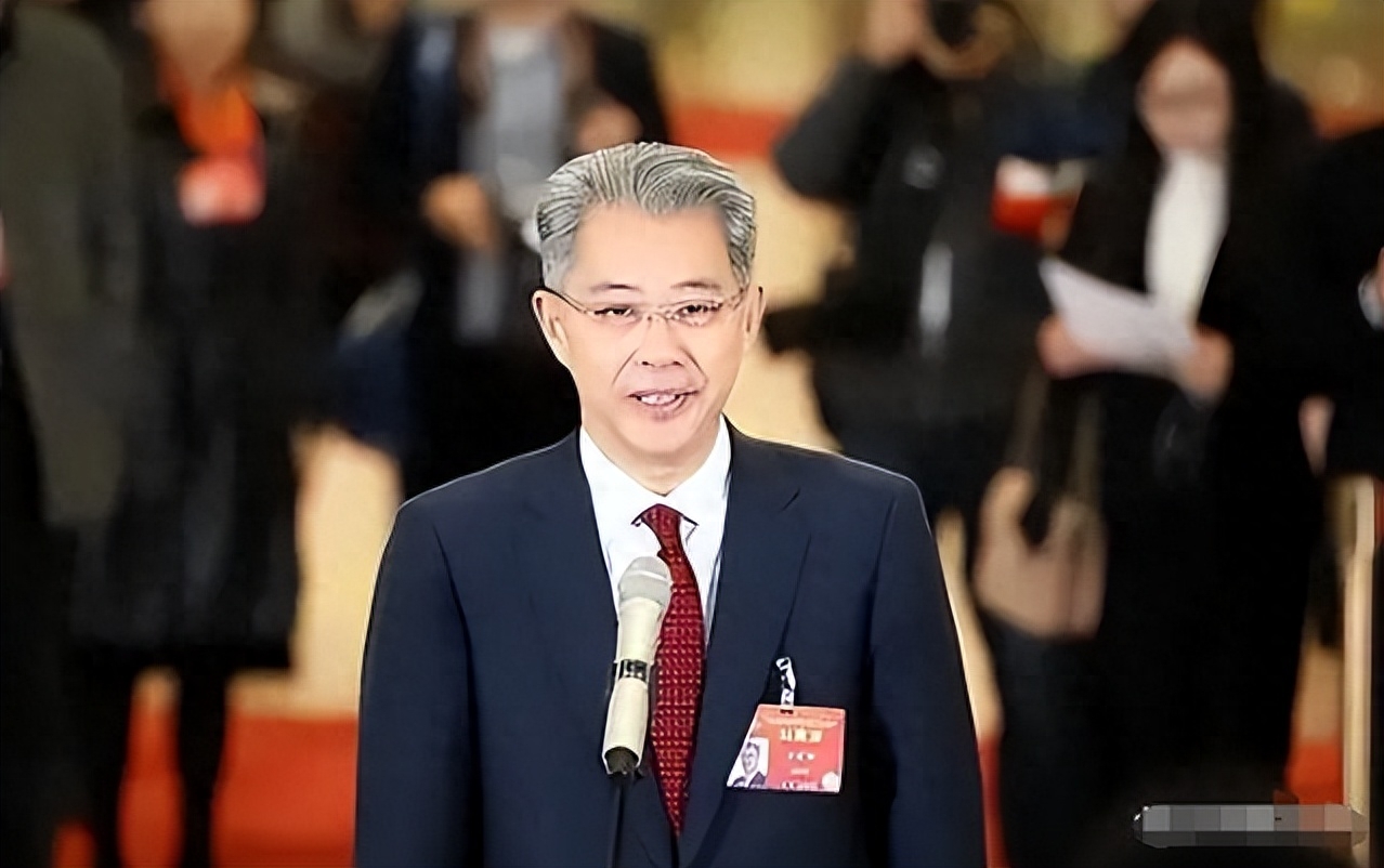 中国光大集团原党委书记,董事长李晓鹏严重违纪违法开除党籍 公职