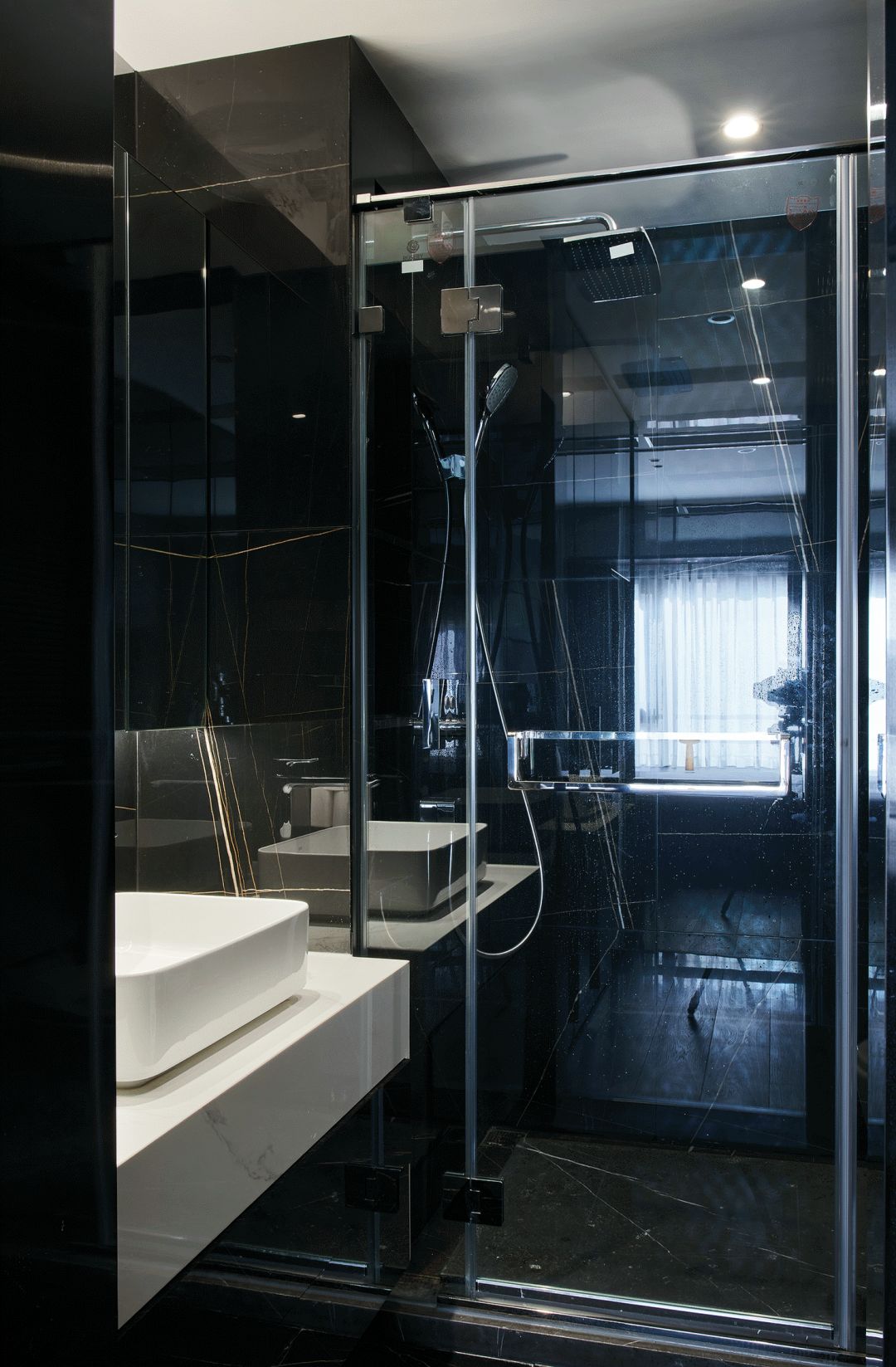 神秘黑色卫浴风格,绅科米兰黑,个性又高级!