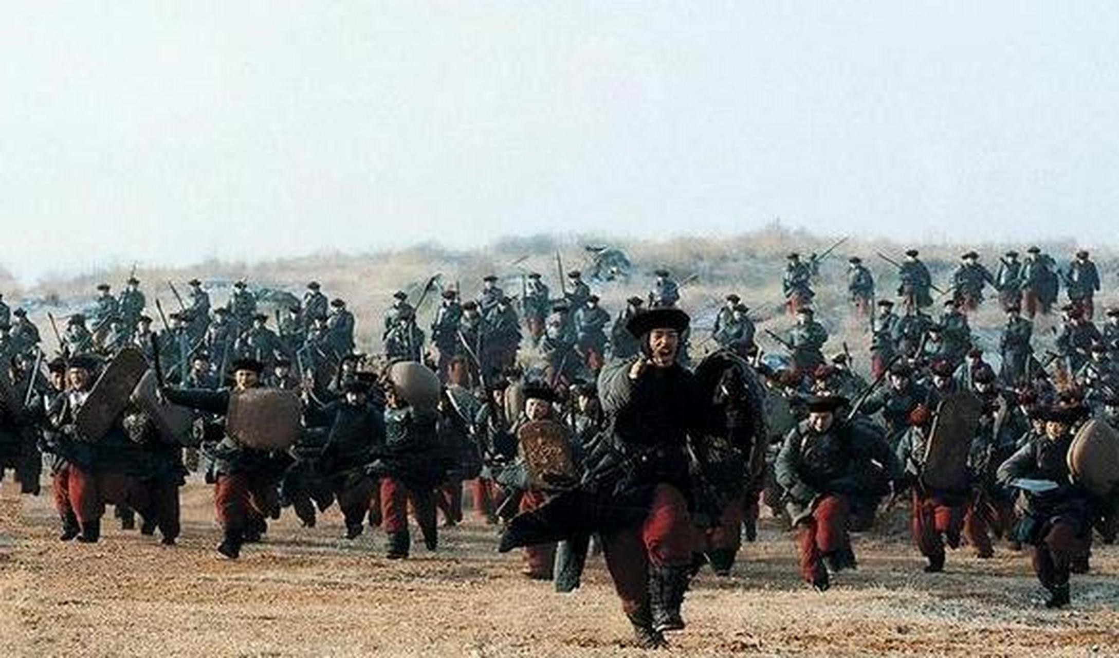 今天讲个很离奇的东西,叫阴兵过路,也是我朋友的亲身经历.