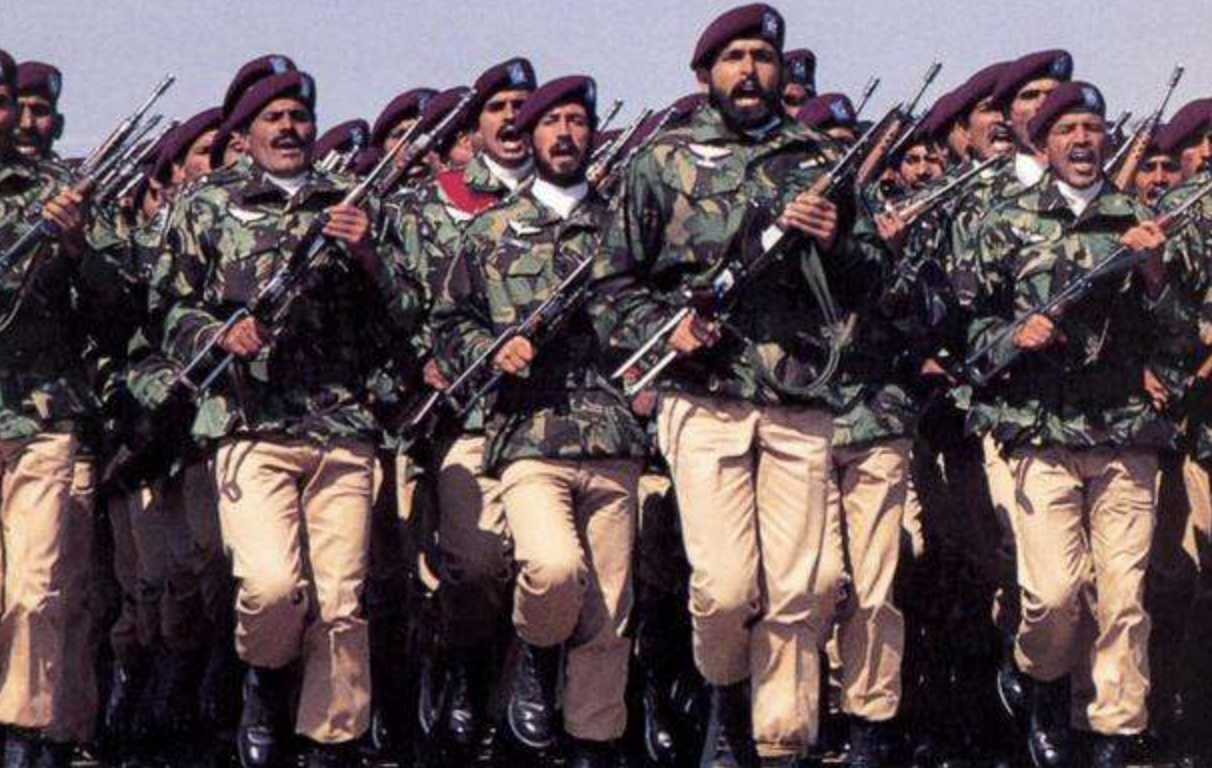 冈比亚有多少军队呢?