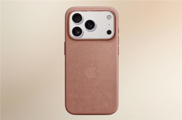苹果终于抛弃精织斜纹！iPhone 17系列官方手机壳亮相：合成纤维材质