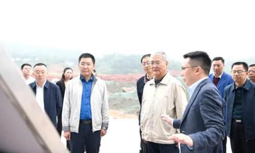 余仪率队来我县调研重点建设项目