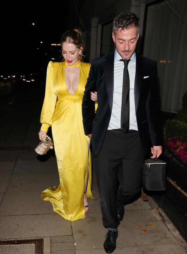 凯瑟琳·瑞恩(katherine ryan)出席在伦敦举行的2021年英国骄傲奖