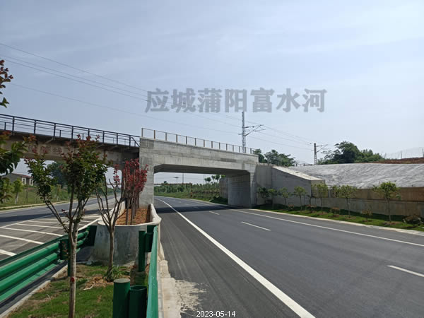 长荆铁路改造图片