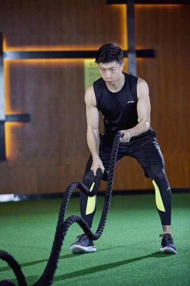 孙颖莎成全锦赛人气王!杨广弟,陈玘,邱贻可3大教练都指导她!