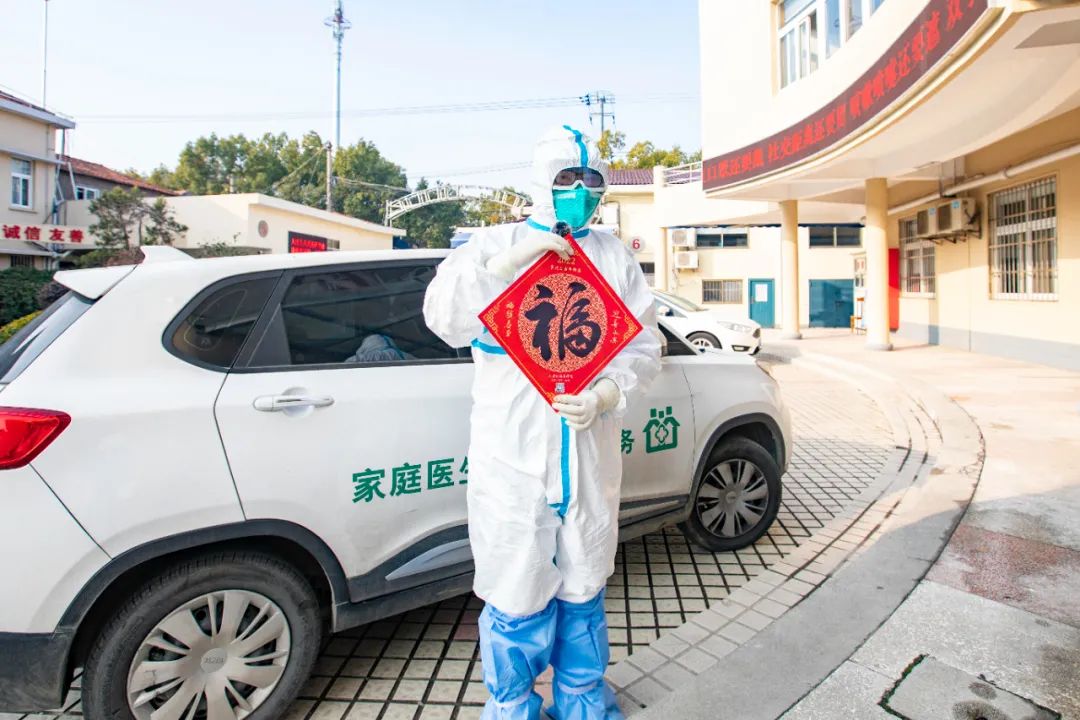 这个年,他(她)们留沪坚守岗位!守护平凡生活安然无恙【爱申活暖心春】