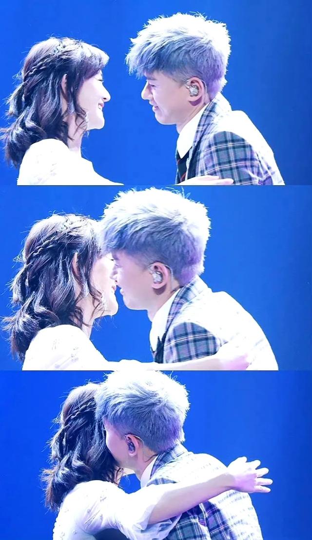 谢娜来了演唱会,要求张杰唱《想见你》,魏大勋也在现场