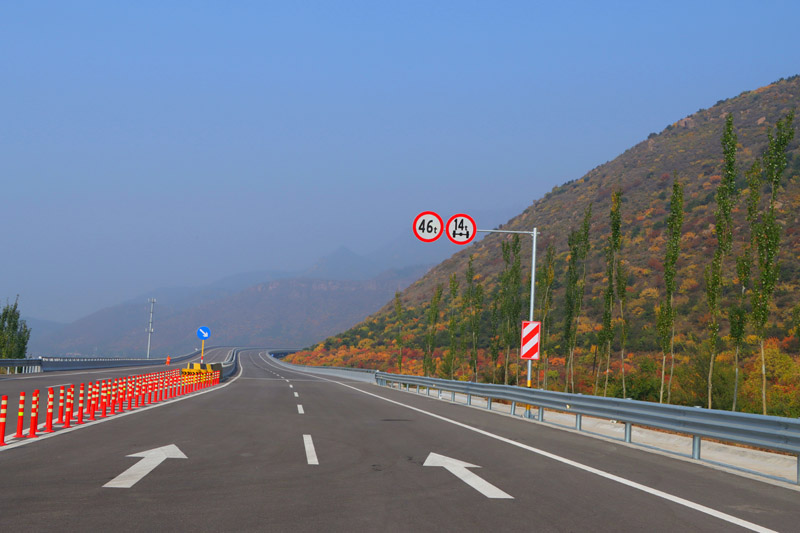 延庆区昌赤路新线建成通车