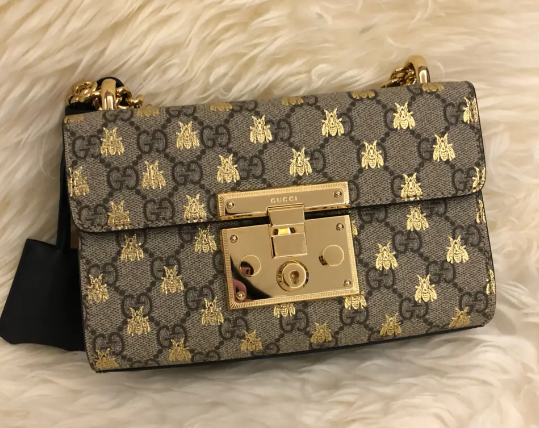 古驰蜜蜂包还能卖多少钱?