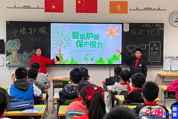 九龙坡彩云湖小学图片