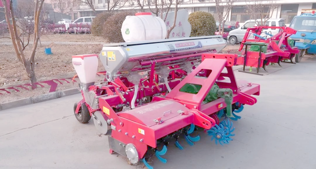 新型条带旋耕导向投种玉米播种机:如何实现作业优势的提升?