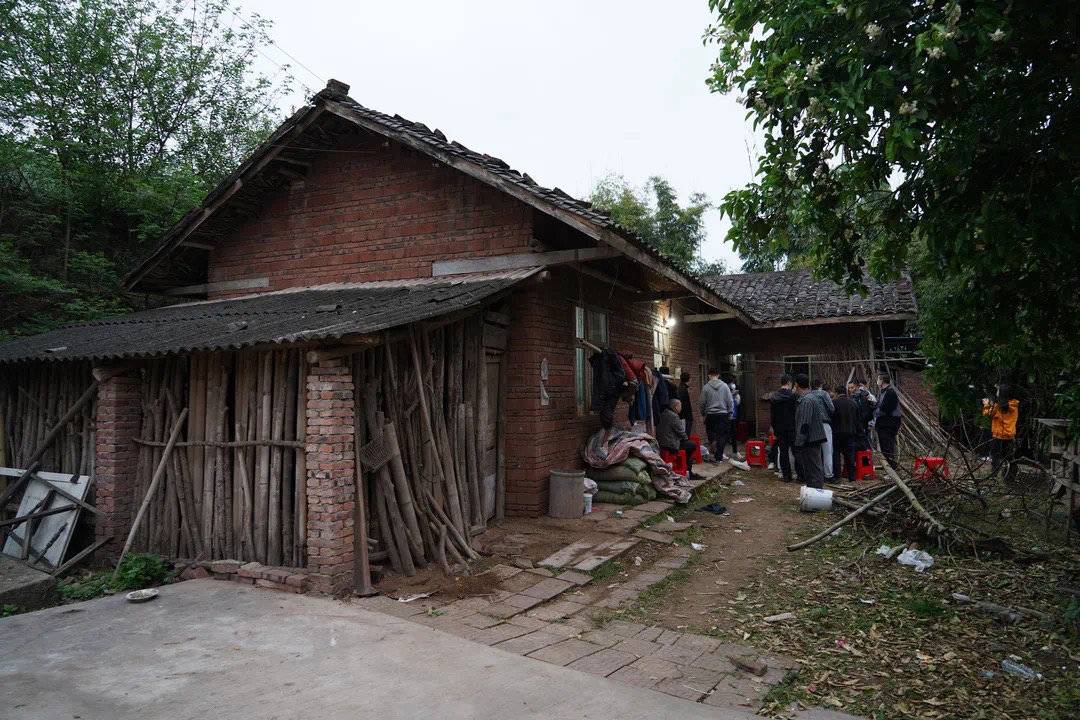 乡村民房作掩护,四川自贡贡井警方捣毁一个流动赌博窝点