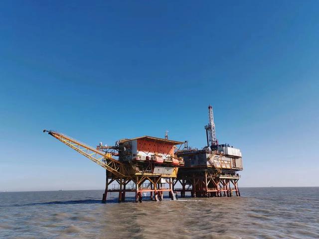 一个人的海上气象观测站 父子两代人坚守