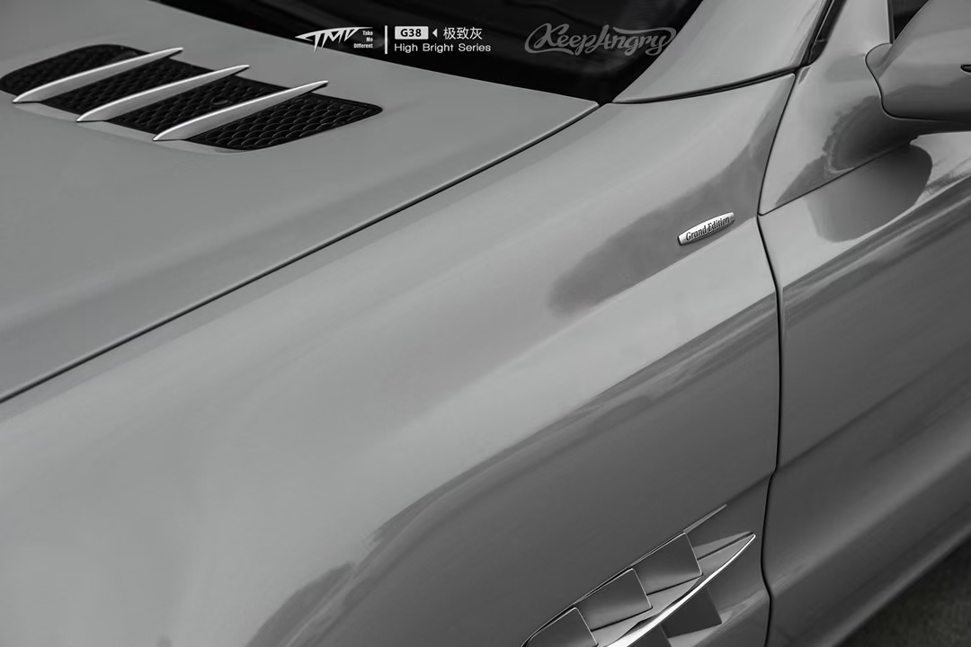 tmd改色膜潮牌车膜奔驰 极致灰