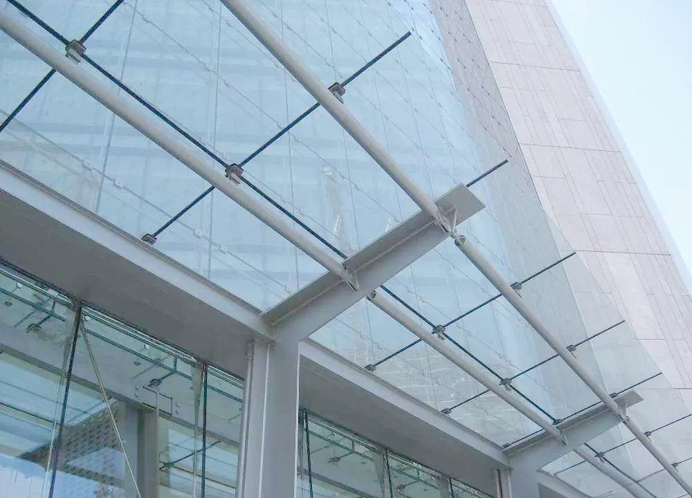 玻璃雨棚:实用美观的多功能选择