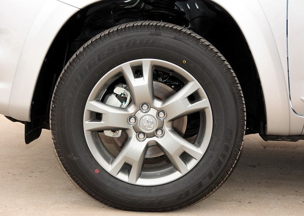 哈弗h5车型常见轮胎类型解析